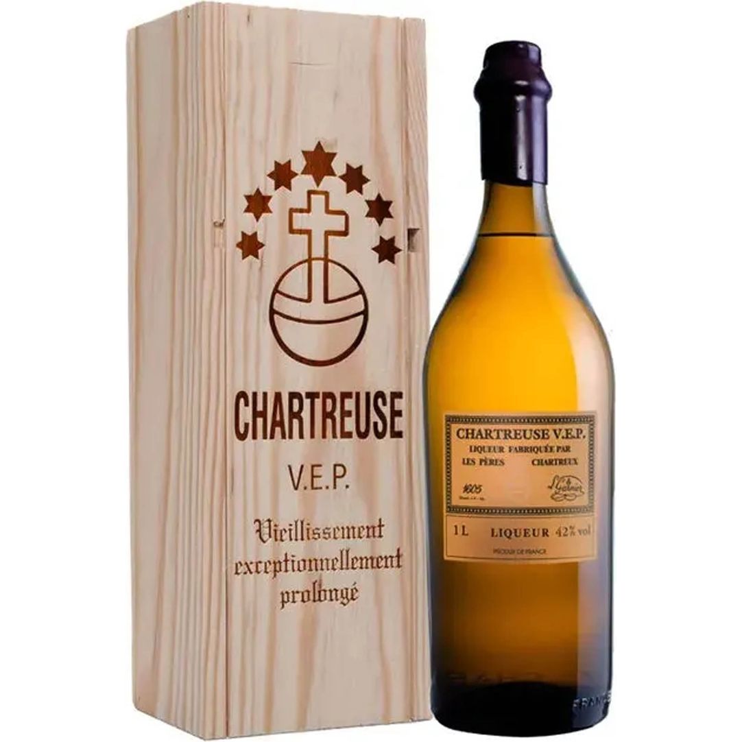 Chartreuse V.E.P. Yellow Liqueur 1L